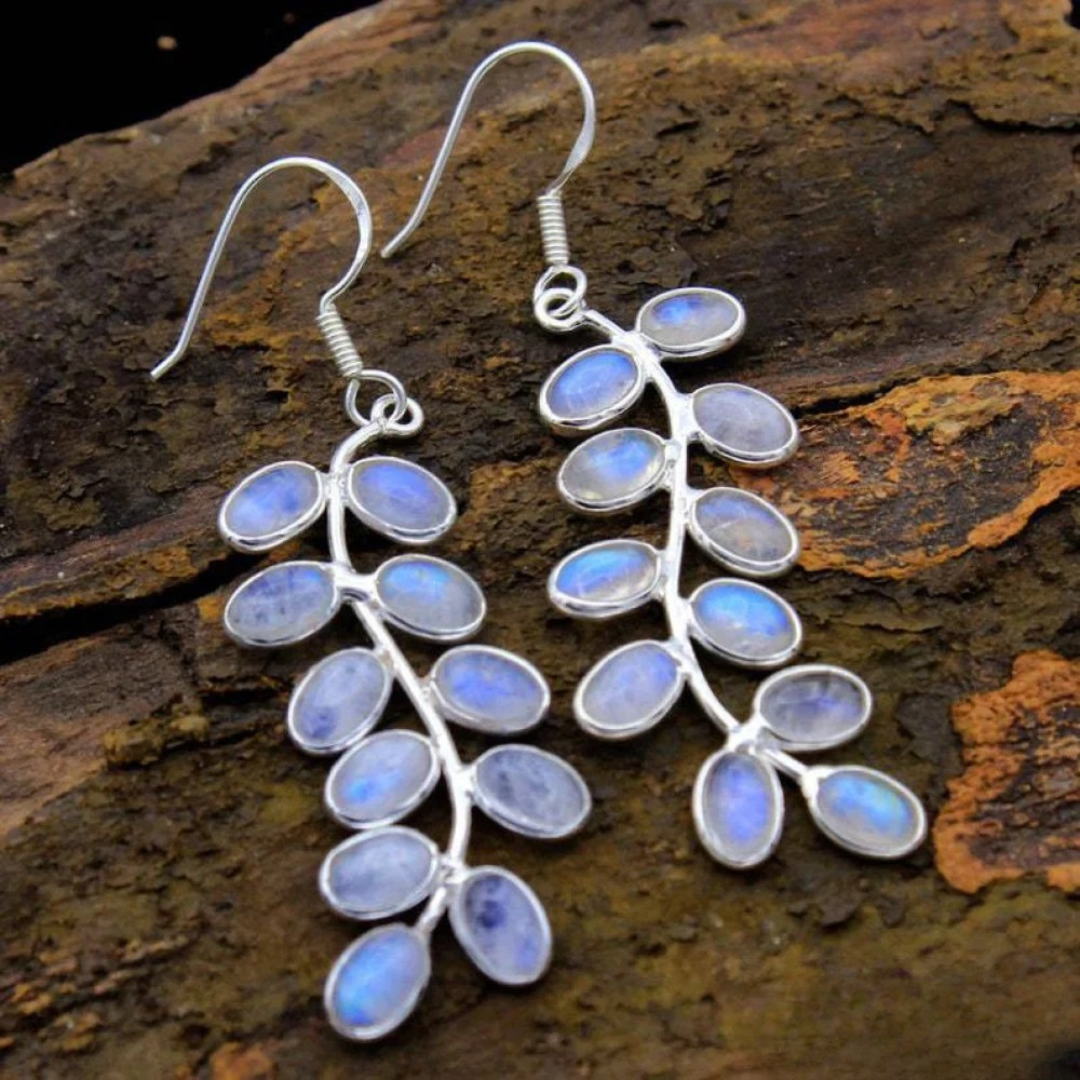MOONSTONE EARRINGS | SPARKLING NATURAL WONDER