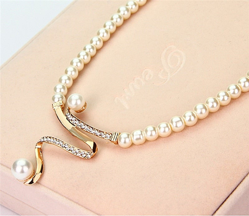 NATURAL PEARL NECKLACE + EARRINGS SET | ELEGANT PEARL JEWELRY