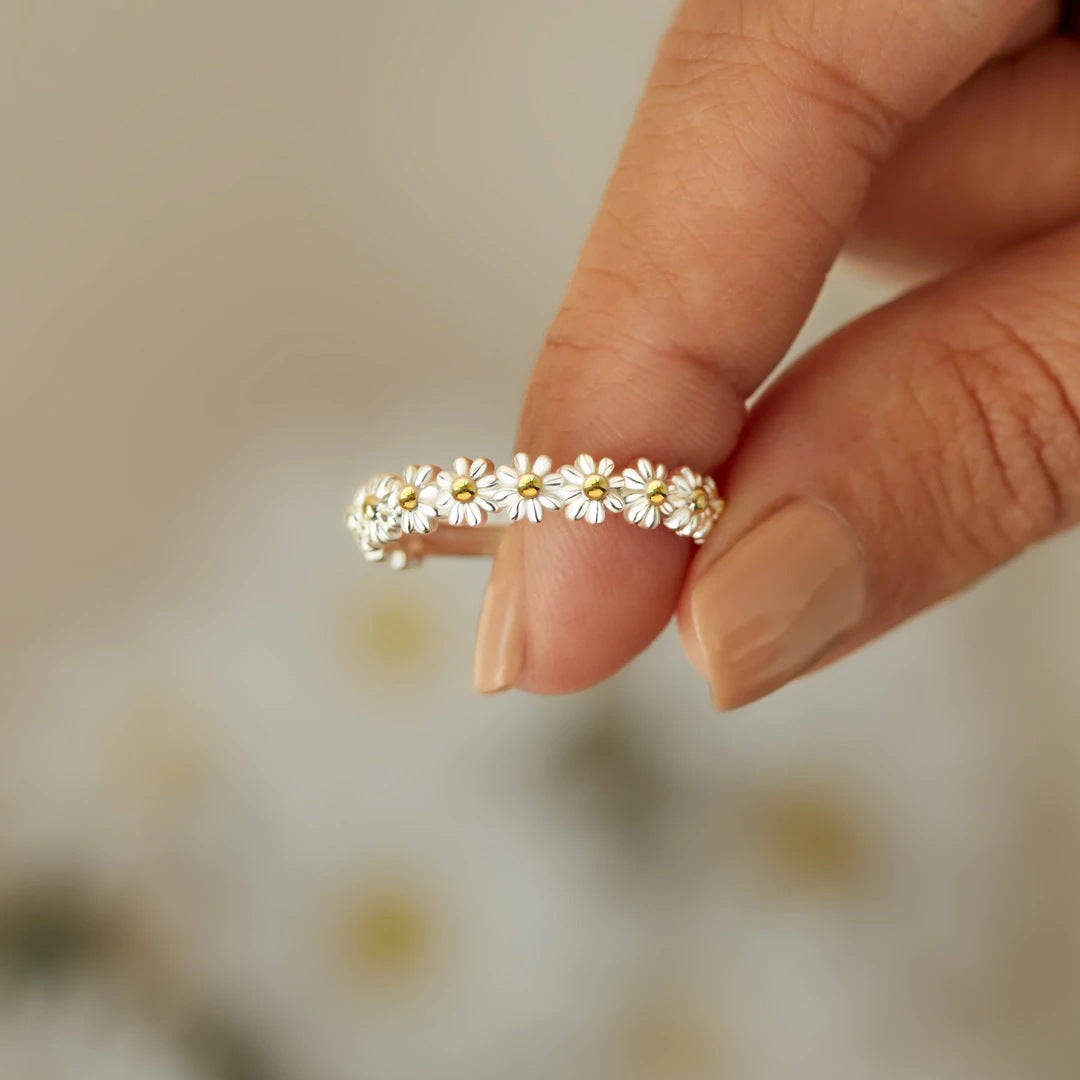 LUXURY FLOWER RING | ELEGANCE IN BLOOM