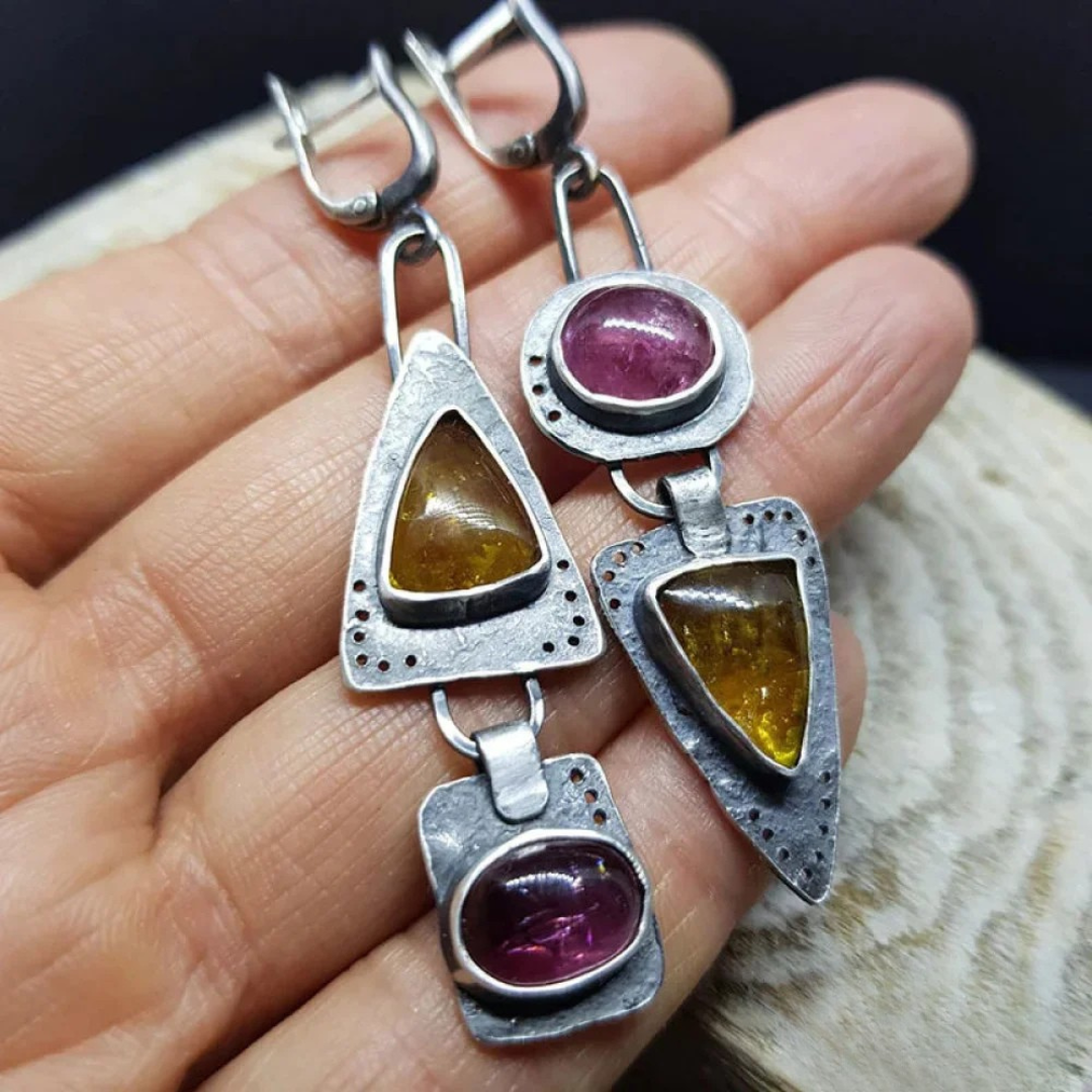 VINTAGE TRIANGULAR GEOMETRIC EARRINGS | UNIQUE STYLE, MODERN CHARM