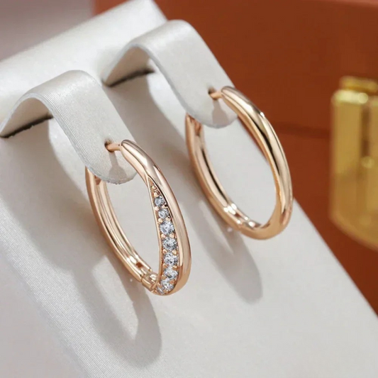 LUXURY GOLDEN HOOP EARRINGS | ELEGANT DESIGN, HIGH-QUALITY MATERIAL
