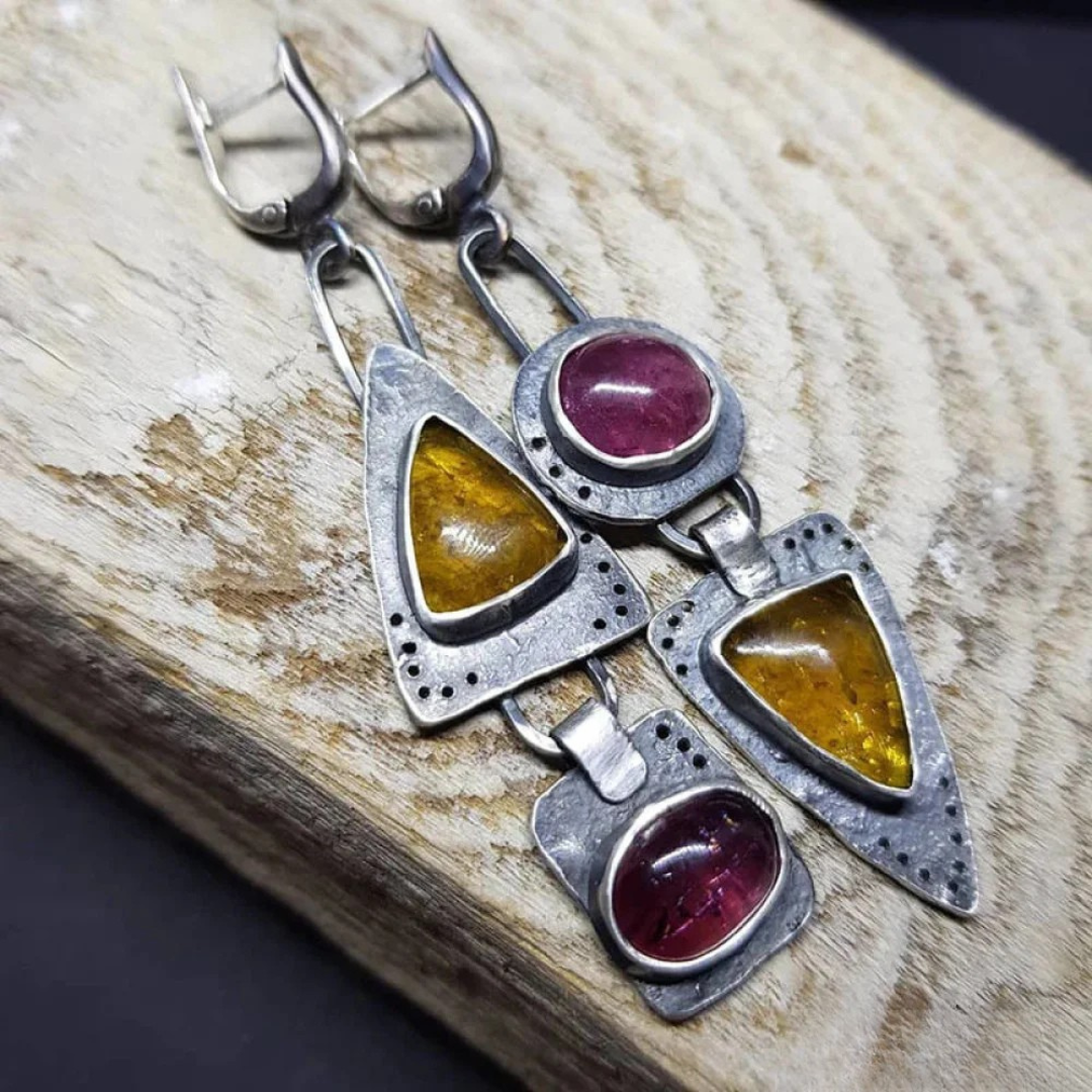 VINTAGE TRIANGULAR GEOMETRIC EARRINGS | UNIQUE STYLE, MODERN CHARM