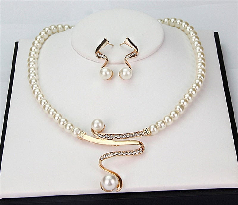 NATURAL PEARL NECKLACE + EARRINGS SET | ELEGANT PEARL JEWELRY
