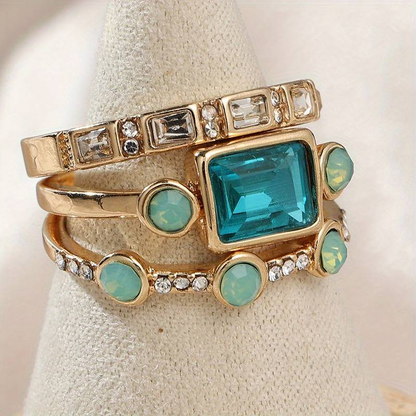 VINTAGE BLUE CRYSTAL RING SET | ELEGANT DESIGN, SPARKLING JEWELRY