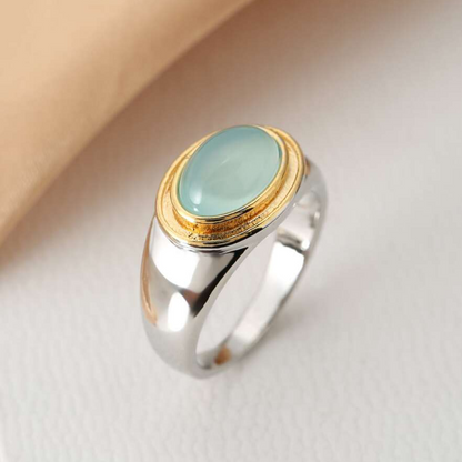 VINTAGE GREEN MOONSTONE RING | ELEGANT DESIGN, UNIQUE JEWELLERY